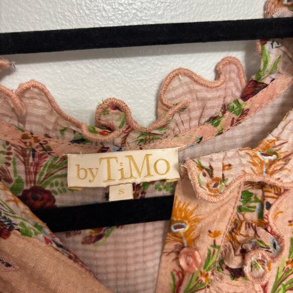 ByTiMo Floral Dobby Textured Ruffle Puff Sleeve Dress - Size S - Picture 5 of 7